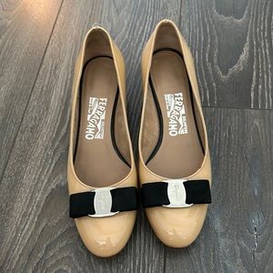 Excellent condition Ferragamo kitty heel shoes